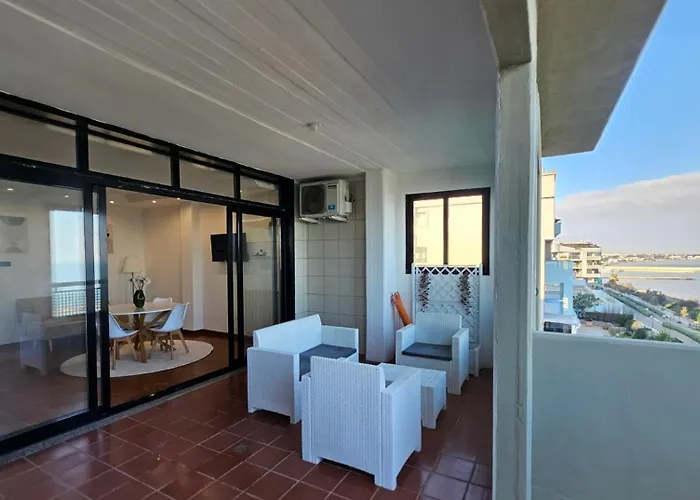 Apartamento Illeoncavallo - Sea-view Flat With Terrace