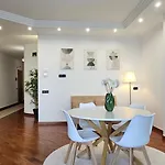 Illeoncavallo - Sea-view Flat With Terrace Appartamento