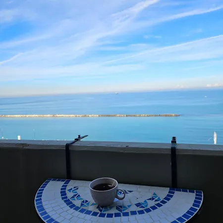 Lejlighed Illeoncavallo - Sea-view Flat With Terrace